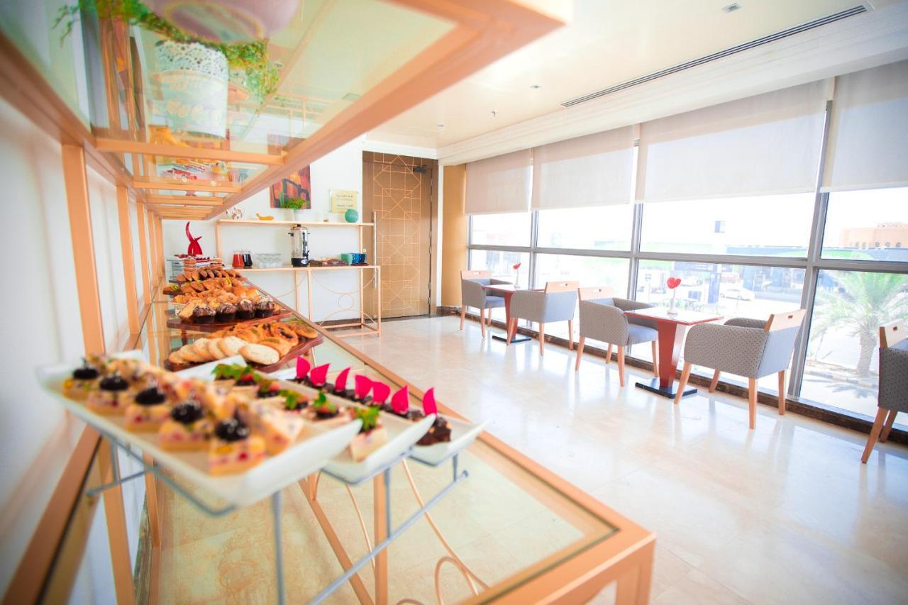 Golden Tulip Hotel Buraidah Al Qassim Exteriör bild