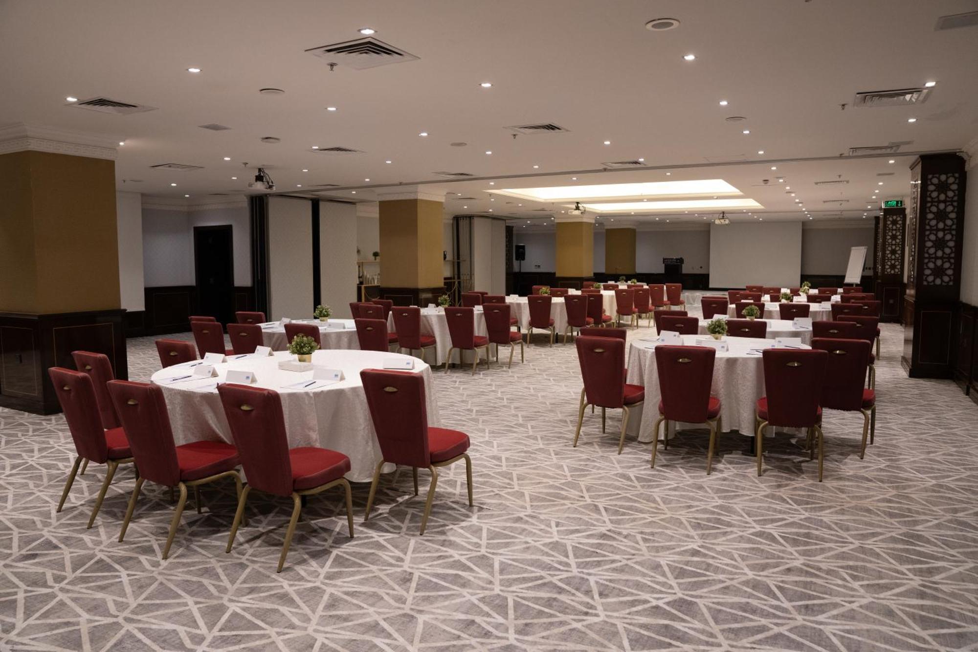 Golden Tulip Hotel Buraidah Al Qassim Exteriör bild